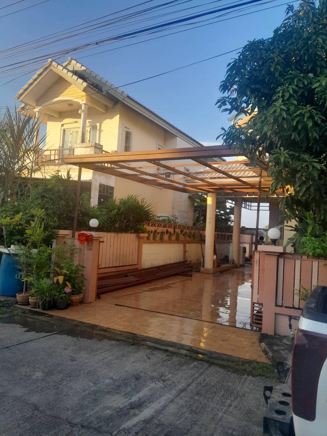 26 - https://เอนกดีไซน์รับเหมาติดตั้งโครงหลังคา.com | เอนกดีไซน์รับเหมาติดตั้งโครงหลังคา - รับออกแบบตกแต่งและต่อเติมบ้าน แสตนเลส อะลูมิเนียม กระจก และงานเหล็กทุกชนิด สวย ถูกใจ ทันสมัย ตามใจลูกค้า ประเมินงานฟรี