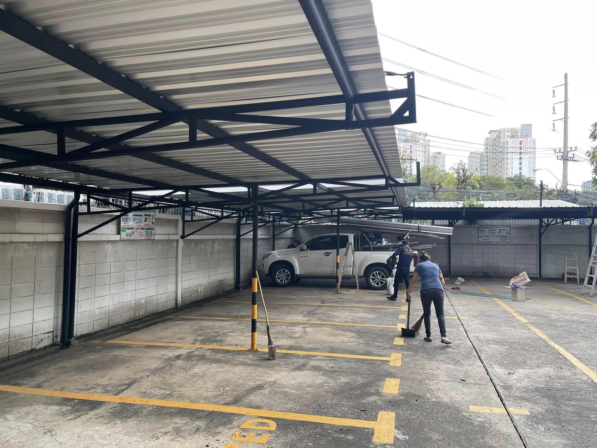 4 - https://เอนกดีไซน์รับเหมาติดตั้งโครงหลังคา.com | เอนกดีไซน์รับเหมาติดตั้งโครงหลังคา - รับออกแบบตกแต่งและต่อเติมบ้าน แสตนเลส อะลูมิเนียม กระจก และงานเหล็กทุกชนิด สวย ถูกใจ ทันสมัย ตามใจลูกค้า ประเมินงานฟรี